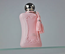 Load image into Gallery viewer, Parfums de Marly Delina Exclusif Sample
