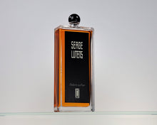 Load image into Gallery viewer, Serge Lutens Ambre Sultan Sample
