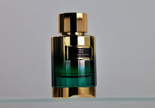 Load image into Gallery viewer, Carolina Herrera True Oud Sample