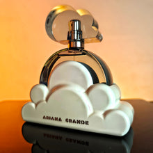 Load image into Gallery viewer, Ariana Grande Cloud Sample