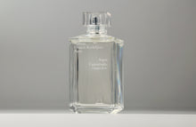 Load image into Gallery viewer, MFK Aqua Universalis Cologne Forte Sample
