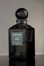 Load image into Gallery viewer, Tom Ford Oud Wood sample
